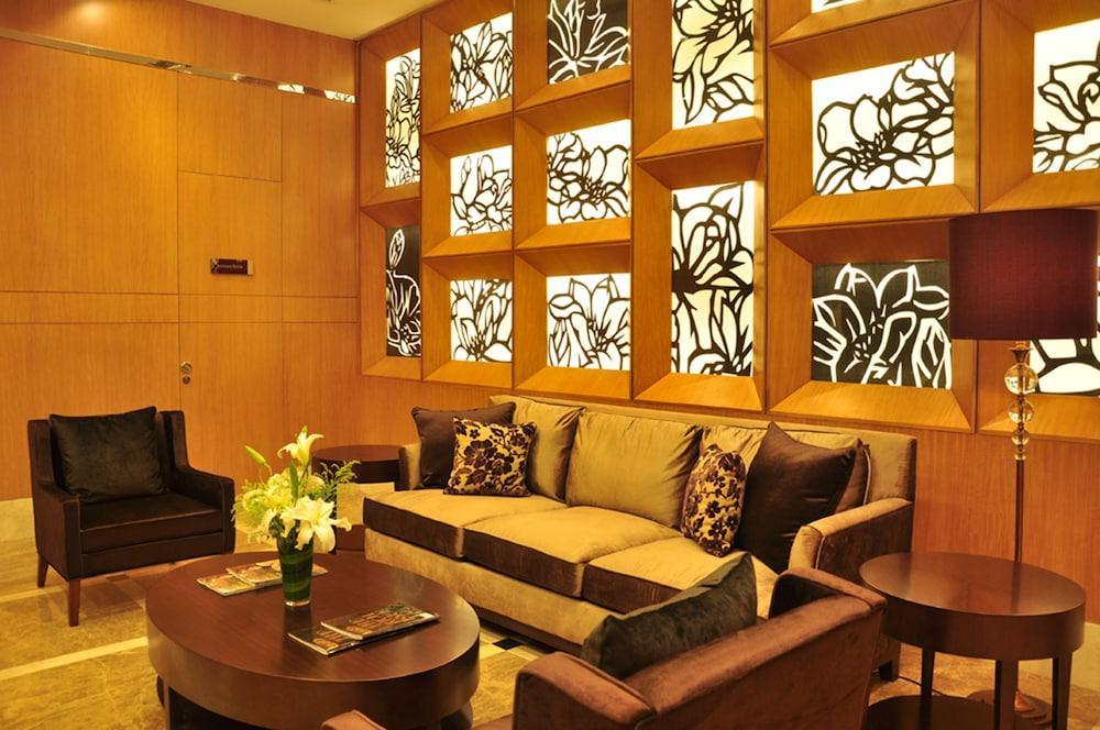 Oakwood Residence Shanghai Buitenkant foto