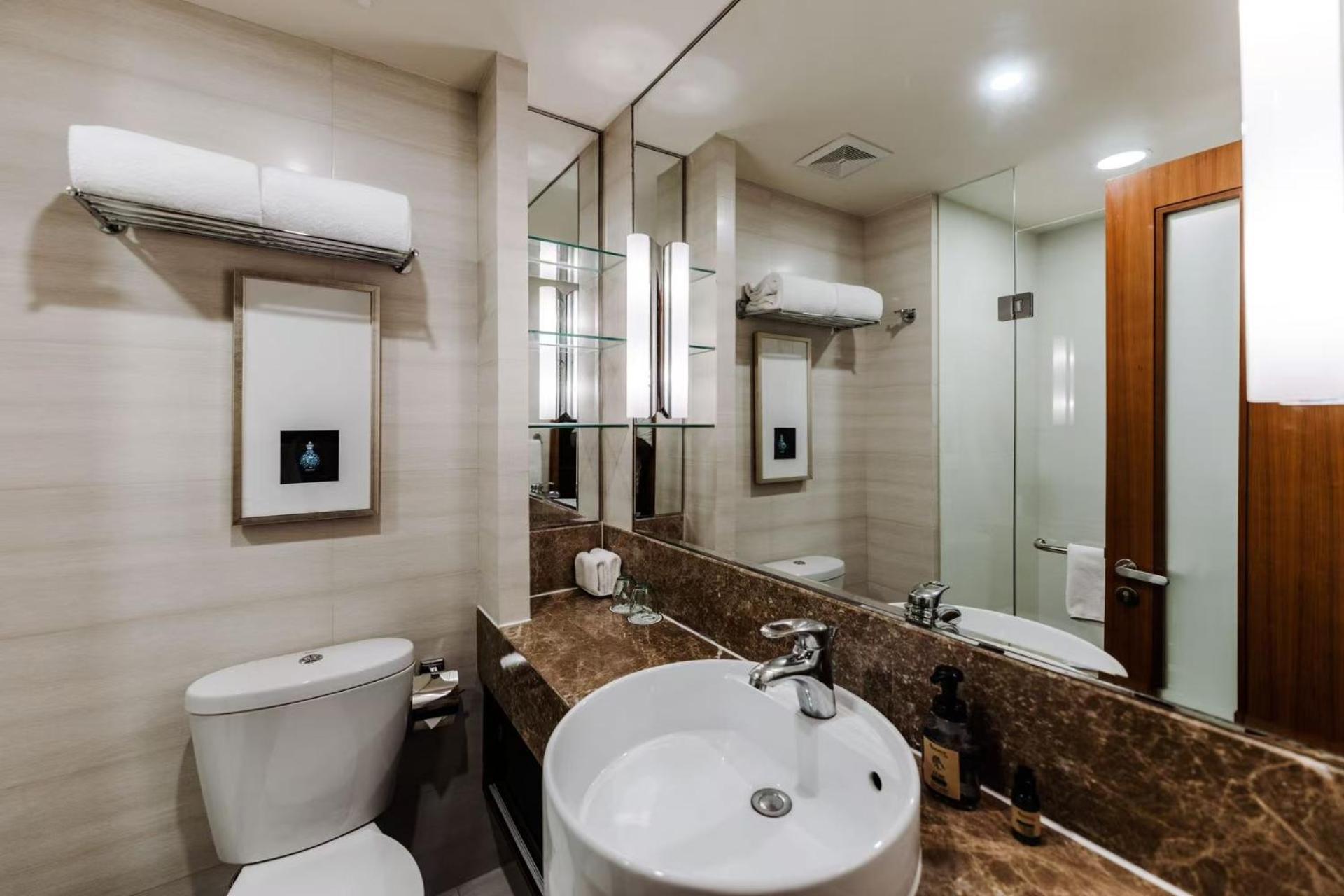 Oakwood Residence Shanghai Buitenkant foto